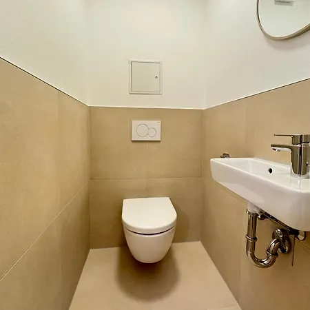 3 Apartment, 86 Qm, Max 5 Personen, Balkon, Garage, Schnelles Internet